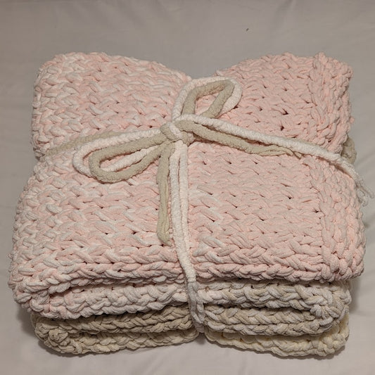 Pink Gradient Blanket