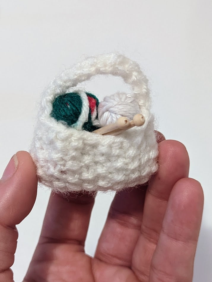 Yarnball Sack Ornament: Christmas-y (click for options)