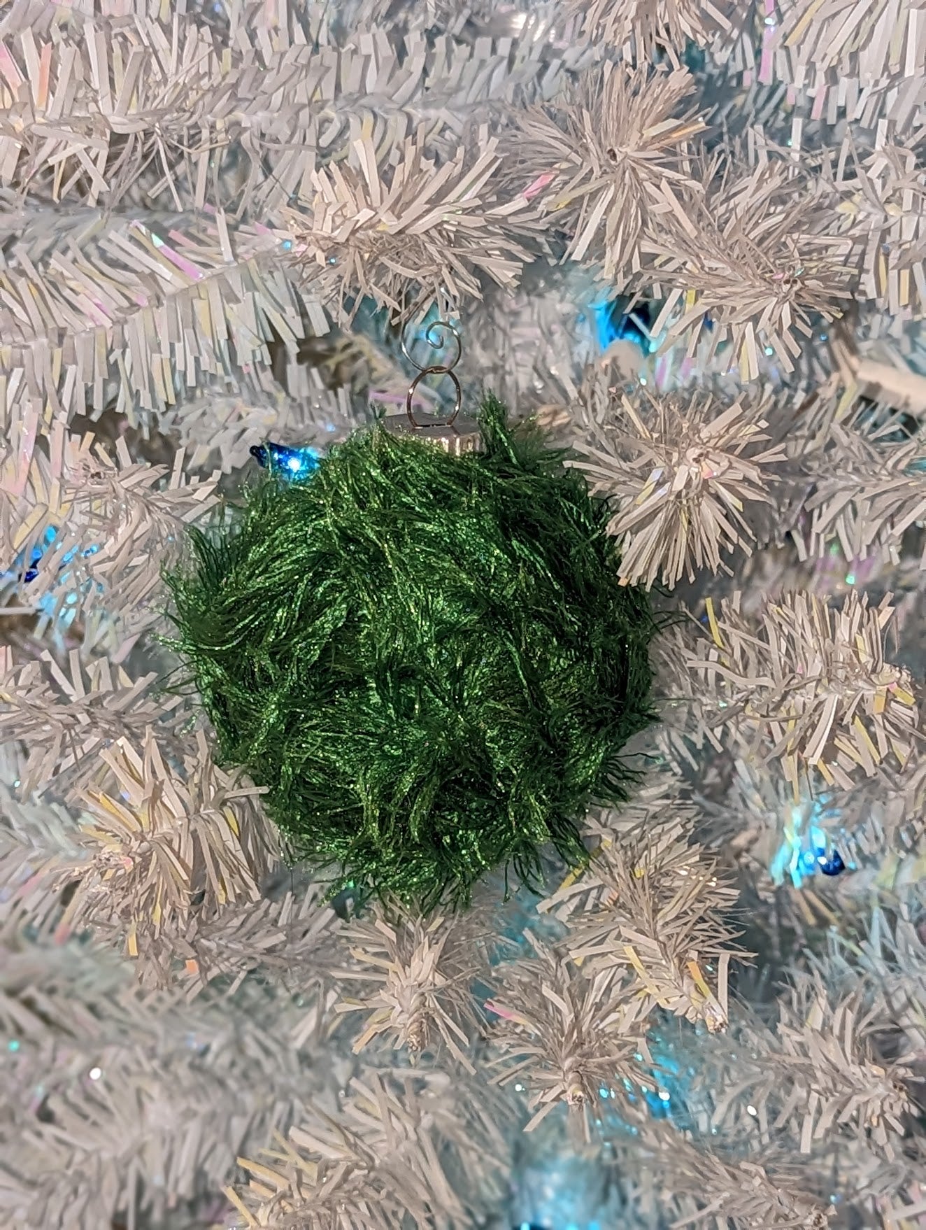 Yarnball Ornament (click for options)