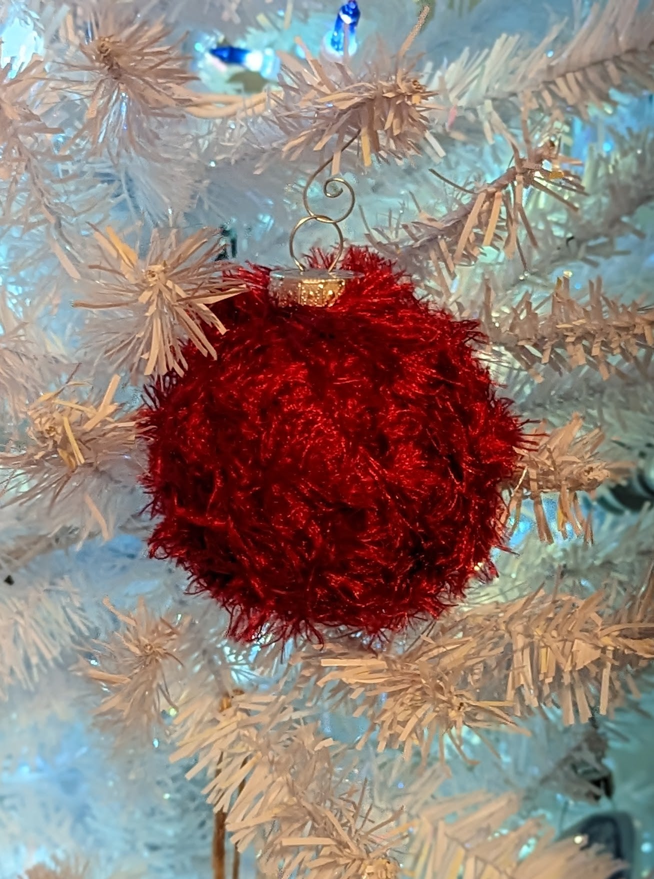 Yarnball Ornament (click for options)